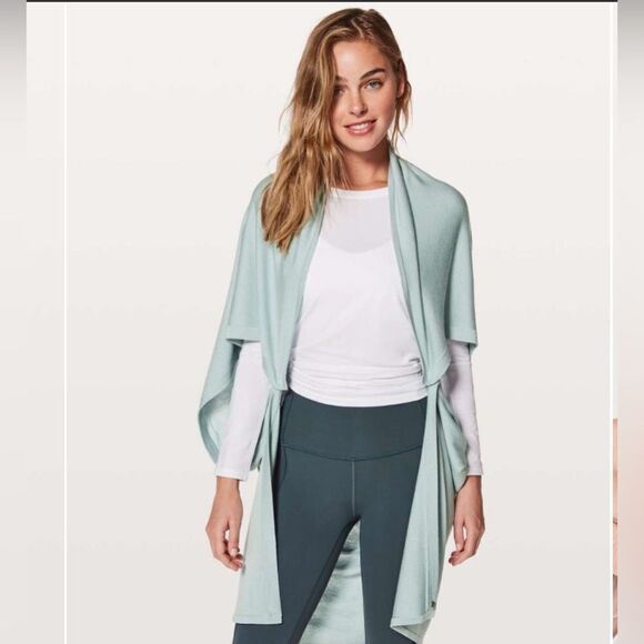 Lululemon Rejuvenate Transformational Cashmere Blend Wrap Scarf - Picture 2 of 9